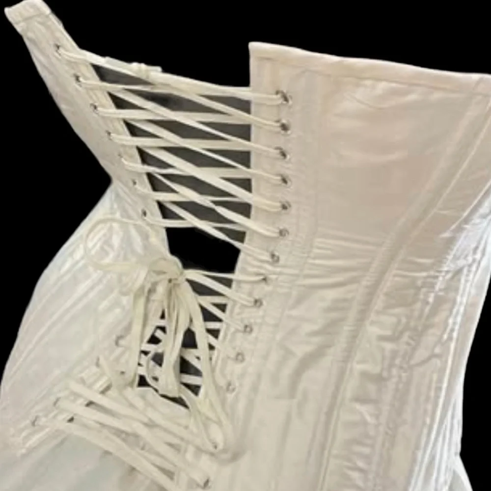 White Cotton Structured Boned Bridal Style Corset with Silver Grommets - Picture 3 of 14